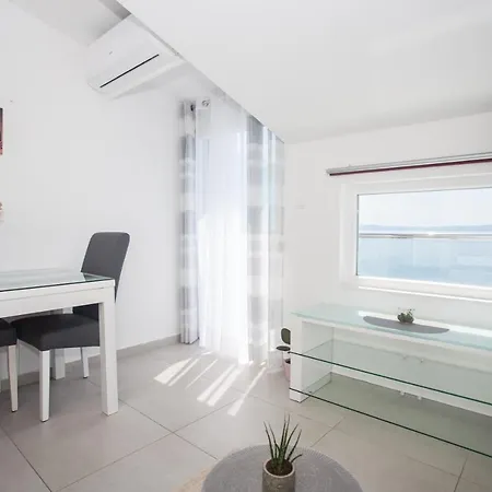 Apartments Bandic - 30 Meters To The Beach Trogir Exterior photo