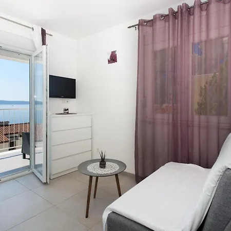 Apartments Bandic - 30 Meters To The Beach Trogir Exterior photo